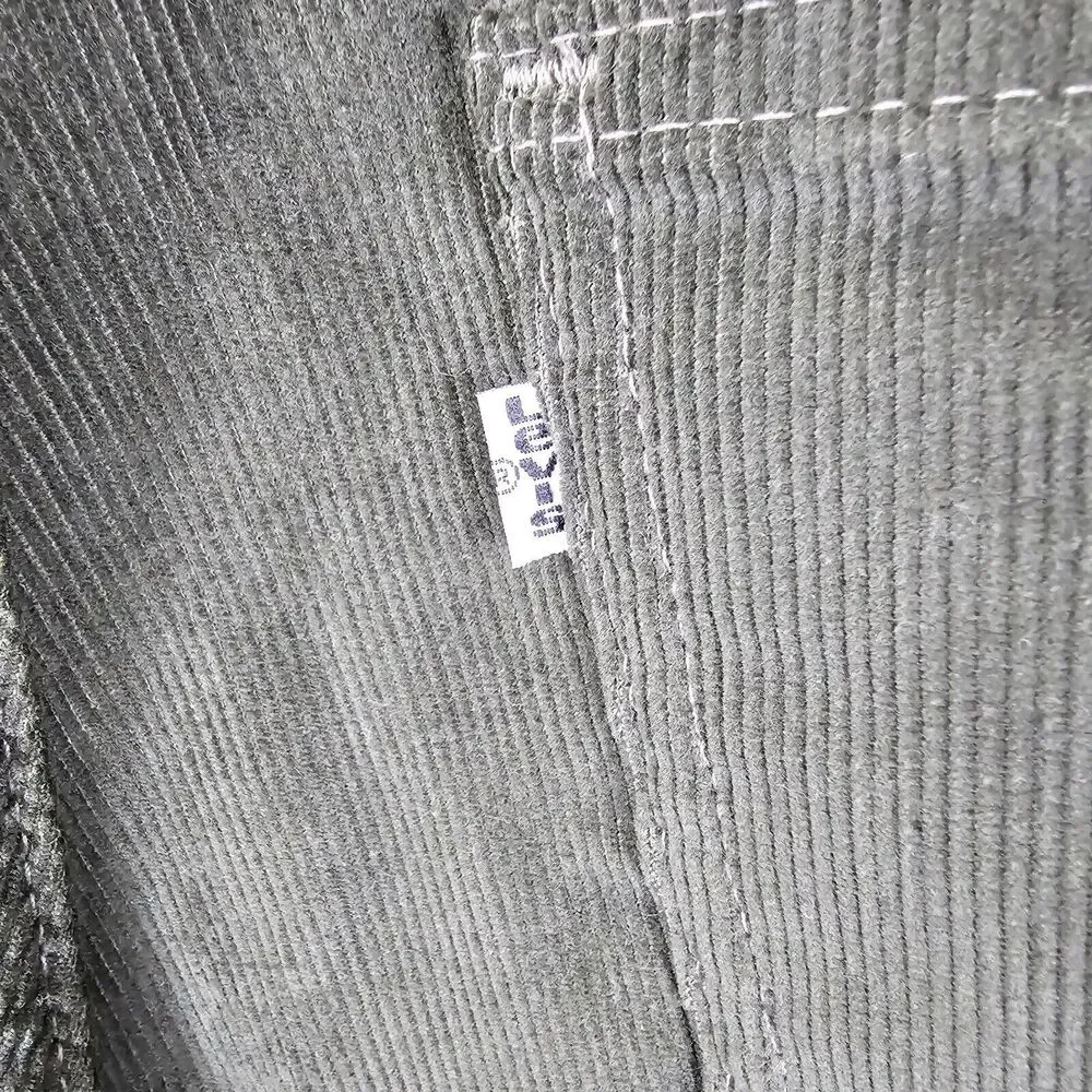 Vintage Levi's 515 Men's Green Straight Leg Jeans 90's Size 38 x 30